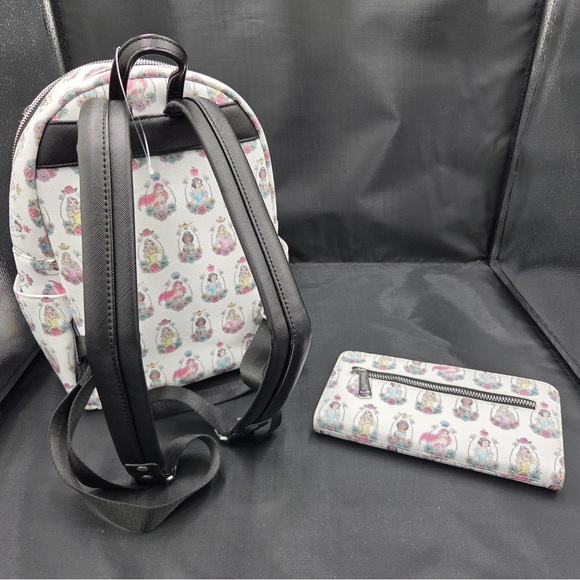 Loungefly Princess Frame Backpack with matching Wallet - Picture 2 of 11